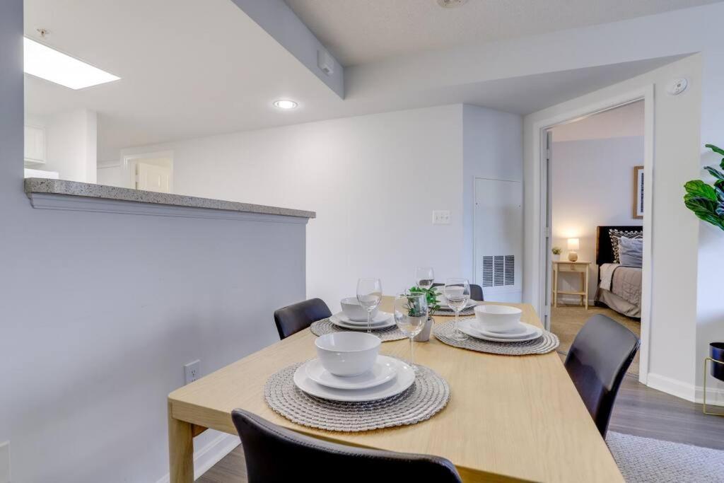 Sensational 1 Bedroom Condo At Ballston Place With Gym 阿林顿 外观 照片