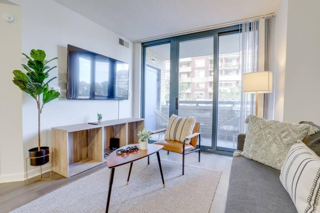 Sensational 1 Bedroom Condo At Ballston Place With Gym 阿林顿 外观 照片